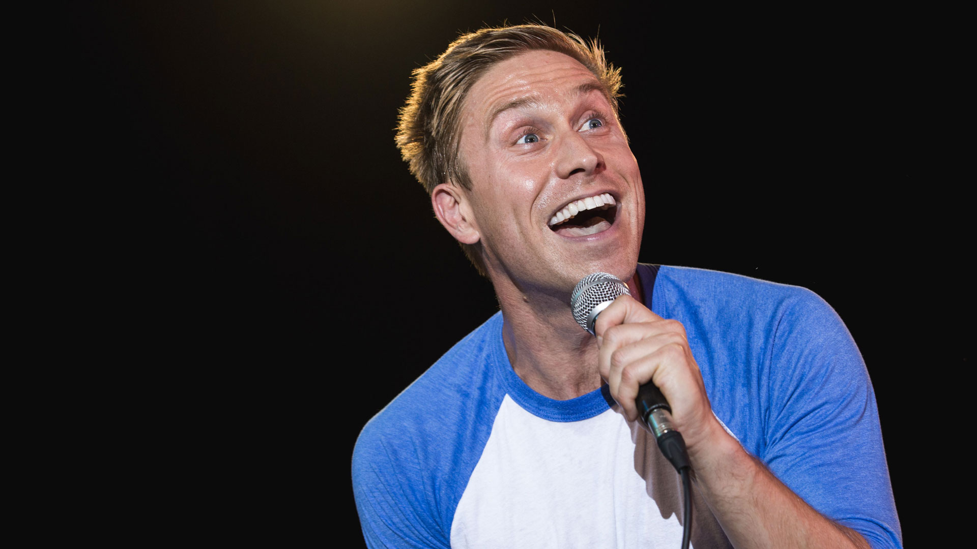 russell howard tour cambridge